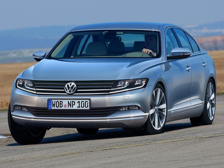 Volkswagen Passat 2015 c&oacute; thiết kế thể thao hơn với c&aacute;c trang bị hiện đại v&agrave; nhiều c&ocirc;ng nghệ mới
