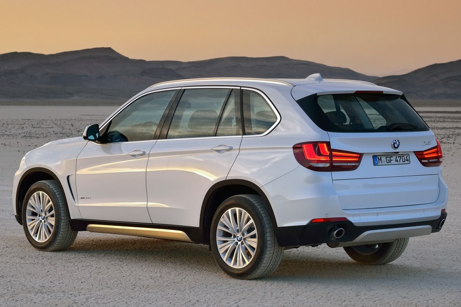 Nội thất v&agrave; trang bị của BMW lu&ocirc;n được bố tr&iacute; v&agrave; thiết kế một c&aacute;ch khoa học v&agrave; tiện dụng 