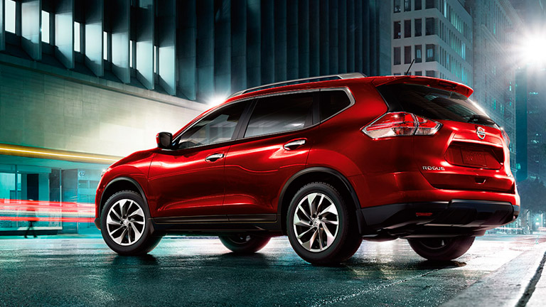 Nissan Rogue 2015 trang bị nhiều thiết bị ti&ecirc;u chuẩn đ&aacute;p ứng nhu cầu người sử dụng