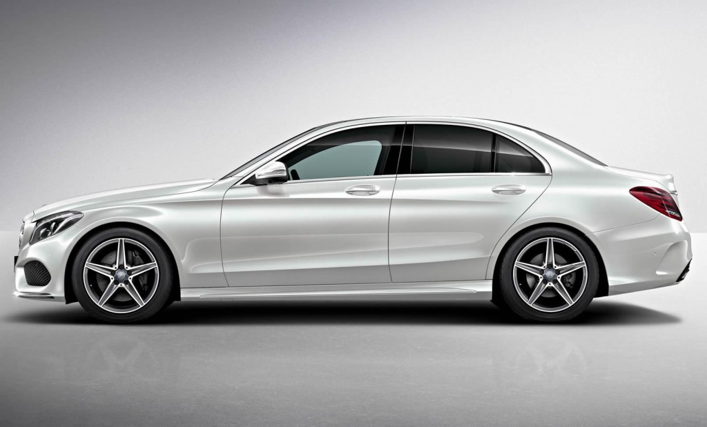 Mercedes-Benz C-Class có 3 phiên bản tại Việt Nam đều được trang bị động cơ M274 I4 2.0L hoàn toàn mới