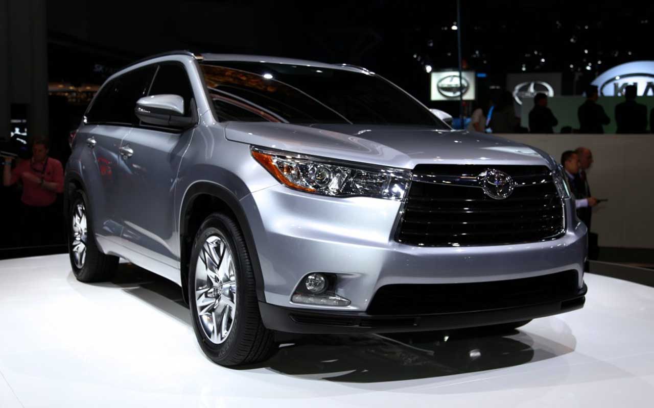 Toyota Highlander được đ&aacute;nh gi&aacute; cao hơn qua những thử nghiệm về độ an to&agrave;n