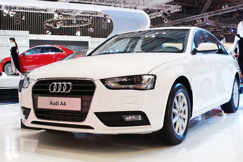 Thiết kế tinh tế, sang trọng của Audi A4 được coi l&agrave; một điểm mạnh khi so s&aacute;nh &ocirc; t&ocirc;