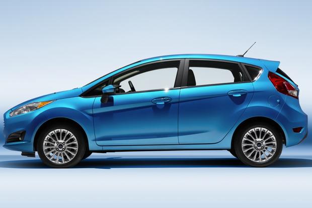 Độ an to&agrave;n l&agrave; một trong những ti&ecirc;u ch&iacute; h&agrave;ng đầu khi so s&aacute;nh xe &ocirc; t&ocirc; Honda Fit 2015 với Ford Fiesta 2014