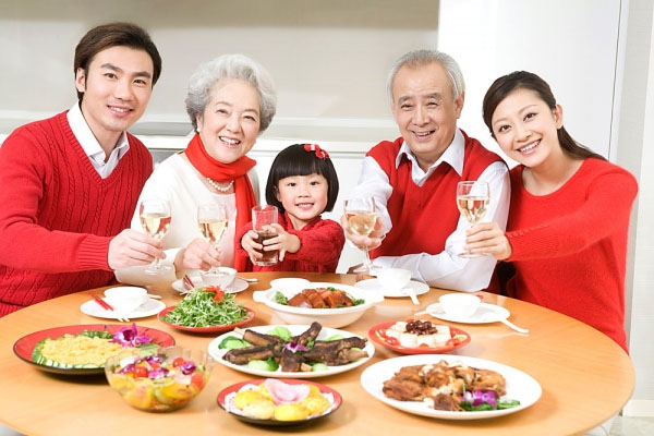 Sức khỏe gia đ&igrave;nh sẽ được đảm bảo khi sử dụng đậu phộng đ&uacute;ng c&aacute;ch