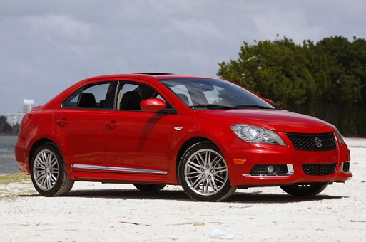Suzuki thu hồi h&agrave;ng ngh&igrave;n xe &ocirc; t&ocirc; Kizashi v&igrave; nhện &ldquo;y&ecirc;u&rdquo; xăng