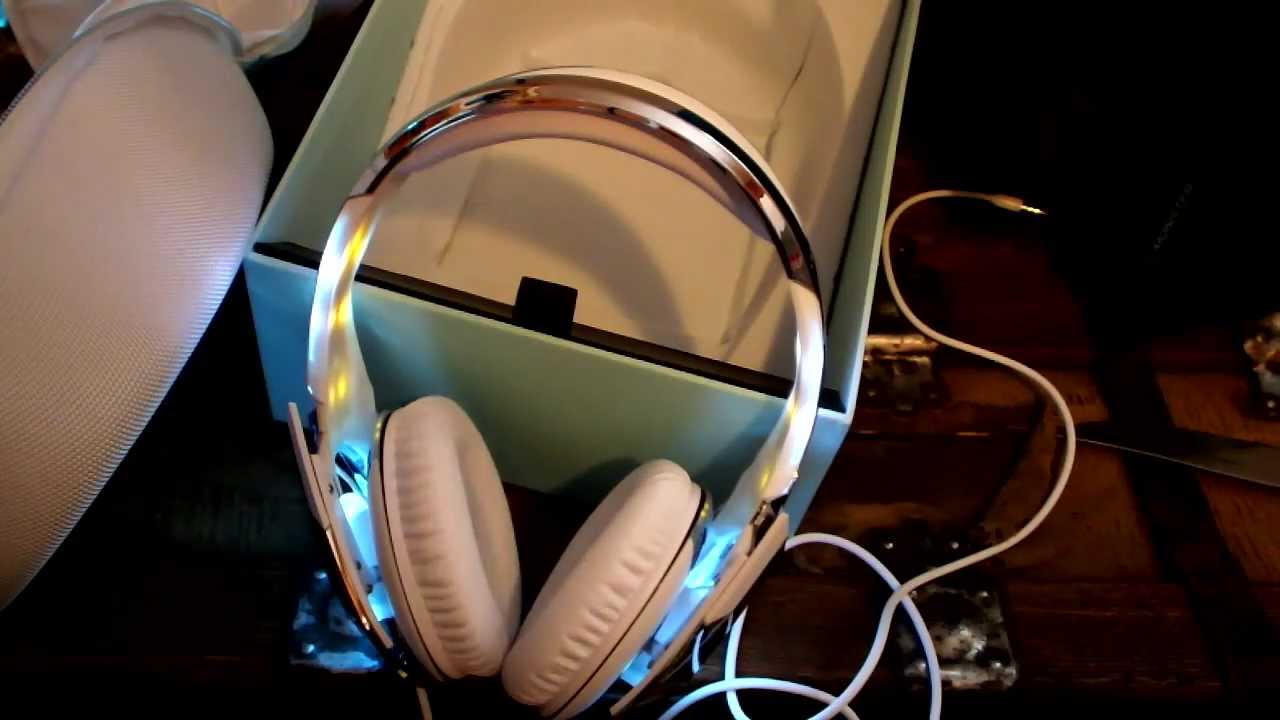 Người d&ugrave;ng c&oacute; thể sử dụng headphone mọi l&uacute;c, mọi nơi