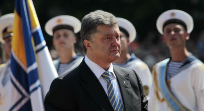 Khủng hoảng Ukraine v&agrave; nạn tham nhũng l&agrave; kẻ th&ugrave; số 1 của t&acirc;n tổng thống Ukraine