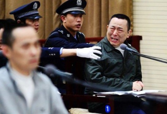 Lưu H&aacute;n nhận &aacute;n tử h&igrave;nh cho nhiều tội danh, tham nhũng, giết người, dung t&uacute;ng c&aacute;c hoạt động x&atilde; hội đen. Ảnh Dantri