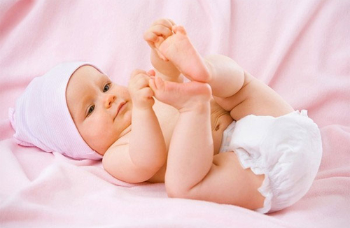 Thị trường tã bĩm trẻ em ngoại có tới 90% thị phần thuộc về các sản phẩm ngoại