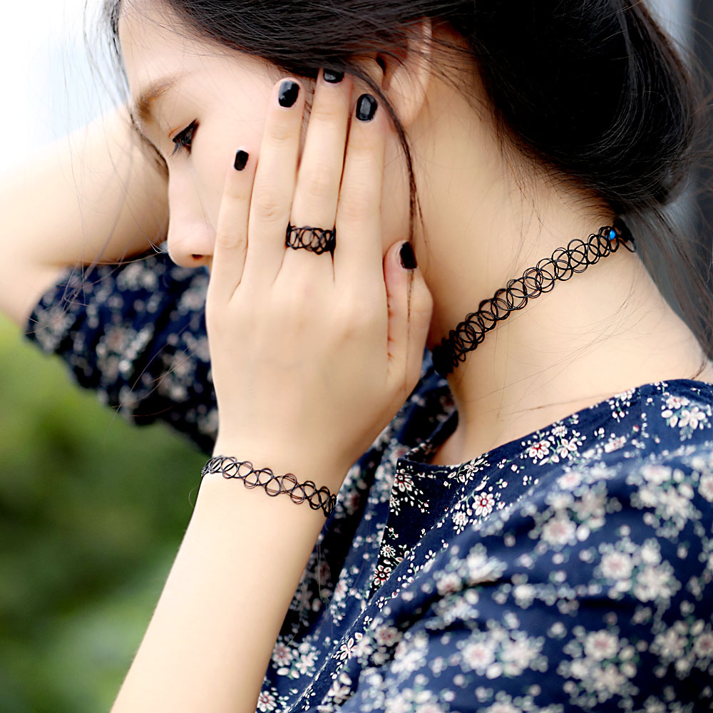 Món phụ ki&ecirc;̣n li&ecirc;n tục 
