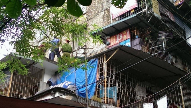 Công an tìm phương án tác chiến để giải cứu con tin