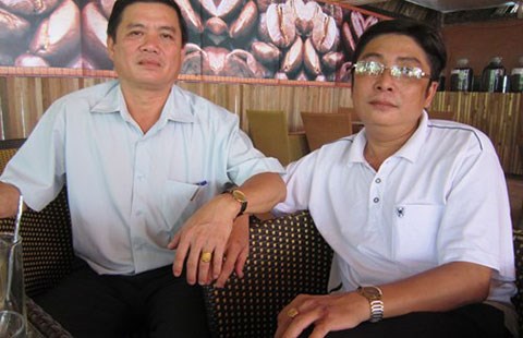Tin tức mới nhất h&ocirc;m nay ng&agrave;y 3/11: Hai ph&oacute; gi&aacute;m đốc sở nội vụ - ngoại vụ tỉnh B&igrave;nh Phước trong lần trả lời B&aacute;o Ph&aacute;p Luật TP.HCM ng&agrave;y 21/8