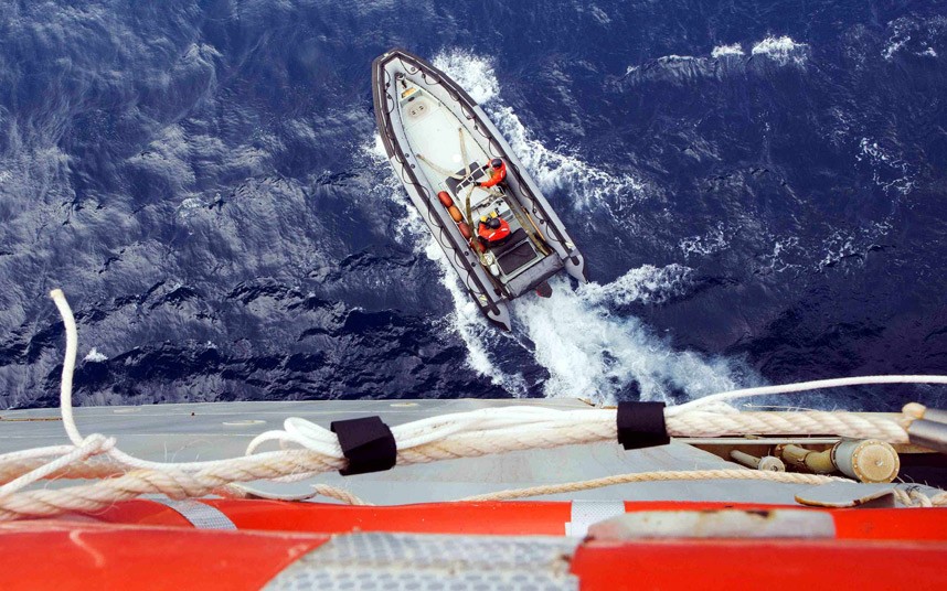 Nhóm tìm kiếm trực tiếp xác minh một vật thể nghi là mảnh vỡ từ máy bay MH370