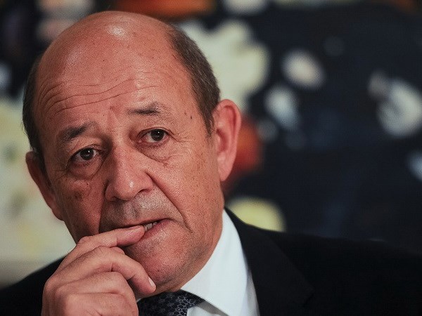 T&igrave;nh h&igrave;nh Biển Đ&ocirc;ng ng&agrave;y 6/11: Bộ trưởng Quốc ph&ograve;ng Ph&aacute;p Jean-Yves Le Drian nhận x&eacute;t về lập trường của Malaysia ở biển Đ&ocirc;ng