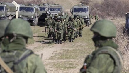 T&igrave;nh h&igrave;nh Ukraine ch&igrave;m s&acirc;u trong bất ổn sau sự xuất hiện của đo&agrave;n xe chở vũ kh&iacute; ở miền đ&ocirc;ng