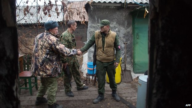 T&igrave;nh h&igrave;nh Ukraine mới nhất: Kiev tuy&ecirc;n bố c&ocirc; lập v&agrave; kh&ocirc;ng chịu tr&aacute;ch nhiệm với khu vực do qu&acirc;n ly khai kiểm so&aacute;t