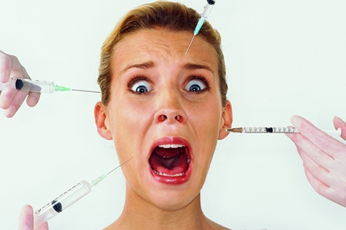 Những người ti&ecirc;m botox phải chịu đau đớn v&agrave; nhiều t&aacute;c dụng phụ