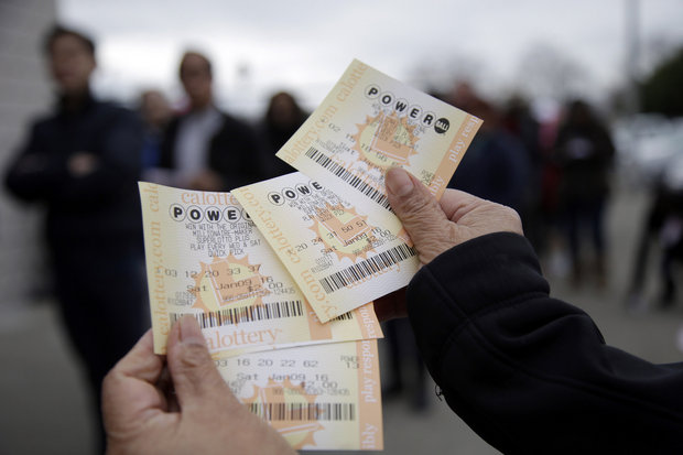 Tỷ ph&uacute; Mark Cuban đưa lời khuy&ecirc;n trước khi c&oacute; kết quả giải xổ số độc đắc Powerball