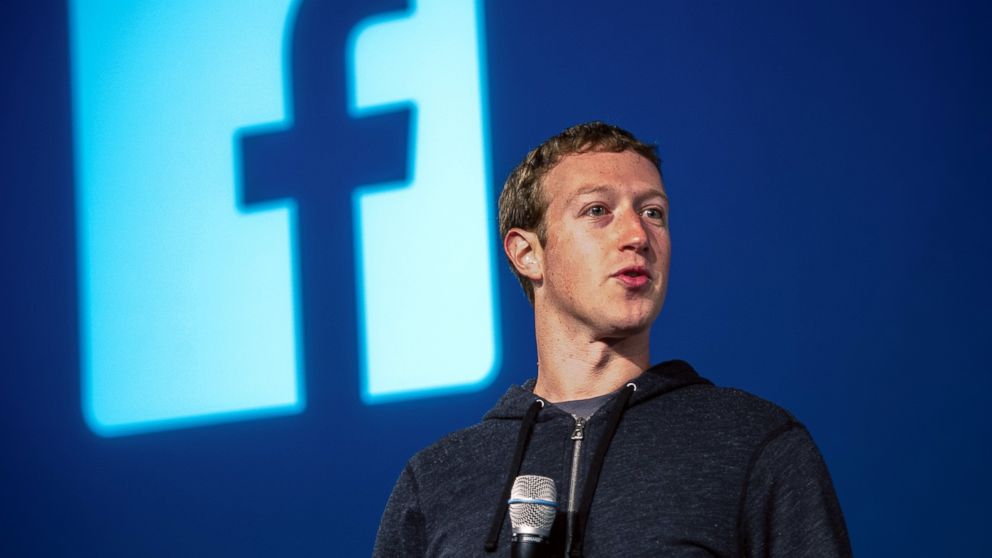 Ban đầu tỷ ph&uacute; Mark Zuckerberg chỉ lập Facebook nhằm kết nối mọi người với nhau