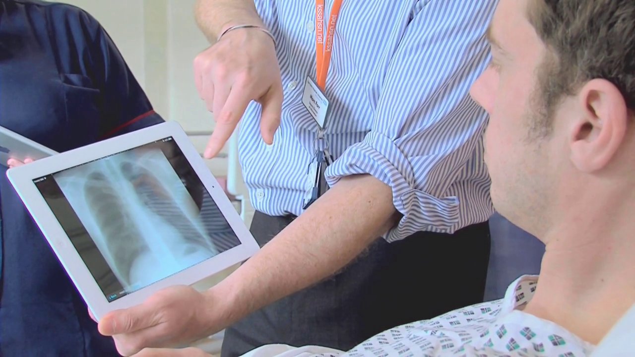 Ứng dụng tr&ecirc;n Ipad gi&uacute;p &iacute;ch cho b&aacute;c sỹ v&agrave; bệnh nh&acirc;n