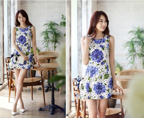 Một chiếc đầm s&aacute;t n&aacute;ch họa tiết cần một đ&ocirc;i sandal m&agrave;u trơn 