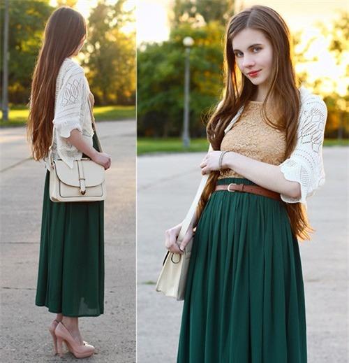 Ch&acirc;n v&aacute;y maxi v&agrave; &aacute;o cardigan rất th&iacute;ch hợp với những c&ocirc; n&agrave;ng th&iacute;ch phong c&aacute;ch vintage