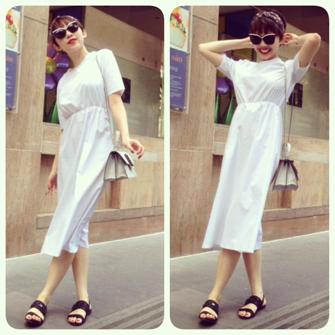 T&oacute;c ti&ecirc;n lại mix v&aacute;y maxi th&ocirc; với sandals trẻ trung v&agrave; s&agrave;nh điệu