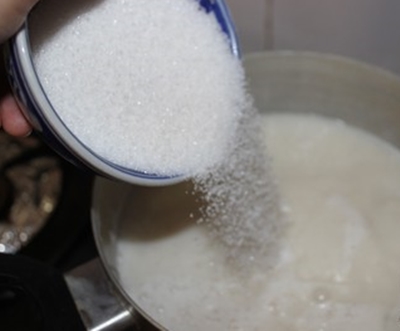 c&aacute;ch l&agrave;m ch&egrave; vải thạch dừa si&ecirc;u ngon