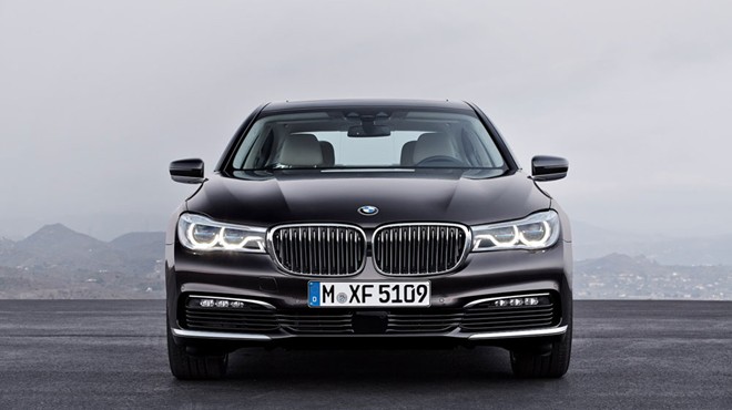 Gi&aacute; b&aacute;n của BMW 7-Series 2016 tại Việt Nam chưa được tiết lộ