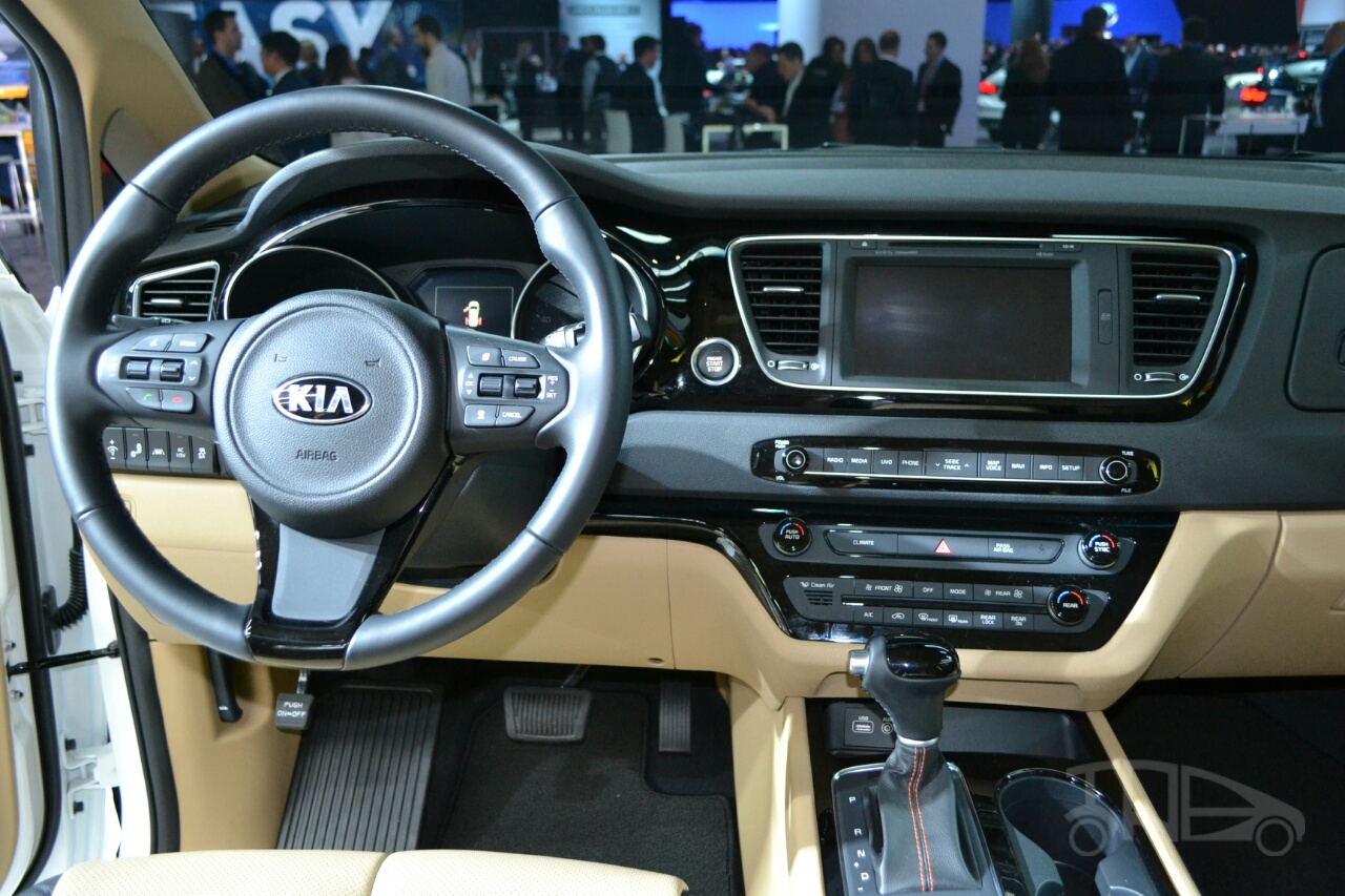 Nội thất của Kia Sedona được thiết kế hiện đại v&agrave; sang trọng hướng đến sự tiện dụng 