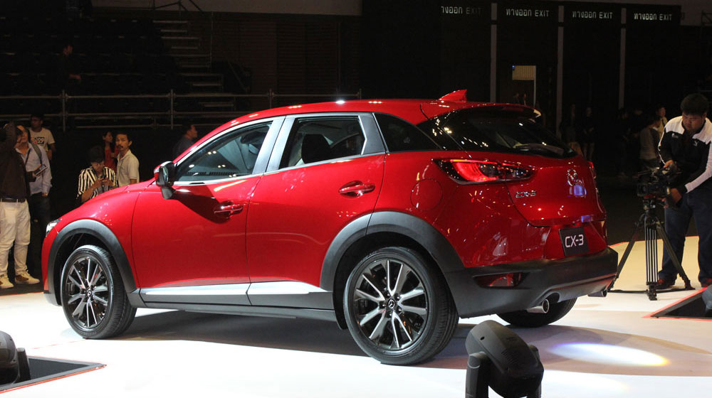 Mazda CX-3 2016 trang bị 2 bản động cơ xăng v&agrave; diesel