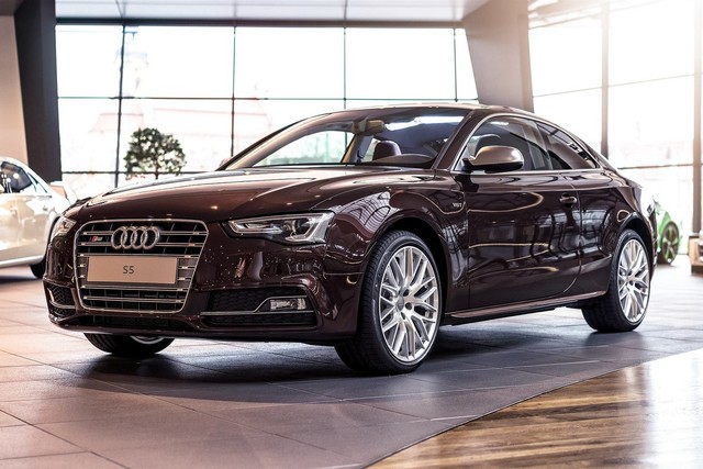 Audi S5 Coupe được trang bị động cơ V6