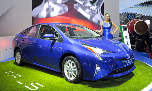 Xe Toyota Prius 2016 thuộc thế hệ thứ 4 có kiểu dáng thể thao Xe Toyota Prius 2016 thuộc thế hệ thứ 4 có kiểu dáng thể thao