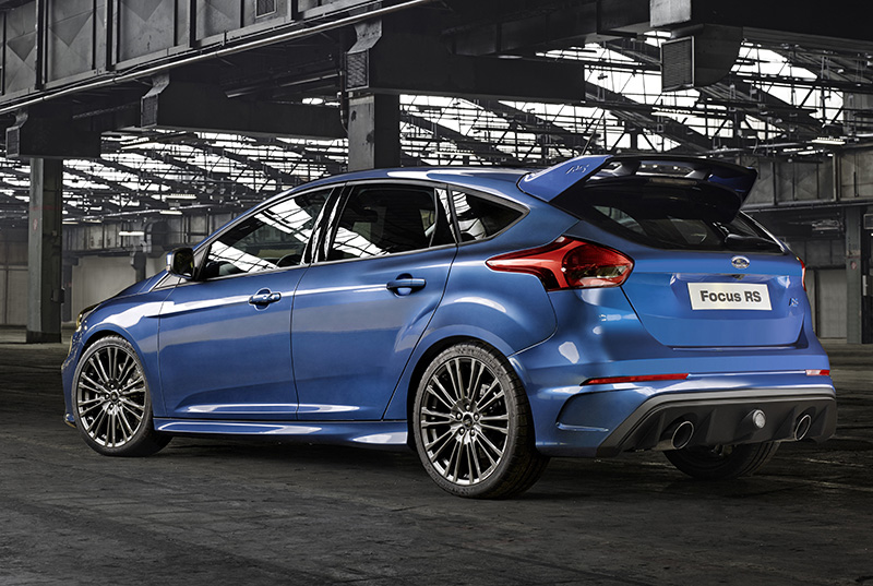 Ford Focus RS 2016 hứa hẹn l&agrave; mẫu xe &ocirc; t&ocirc; mới mang đến trải nghiệm th&uacute; vị cho người d&ugrave;ng.