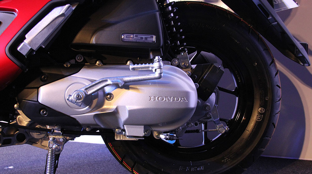 Xe tay ga mới Honda Moove 110cc sử dụng động cơ eSP tiết kiệm nhi&ecirc;n liệu tối đa cho xe
