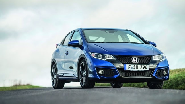 Phi&ecirc;n bản xe &ocirc; t&ocirc; mới Honda Civic Sport 2015 với những chi tiết n&acirc;ng cấp th&uacute; vị