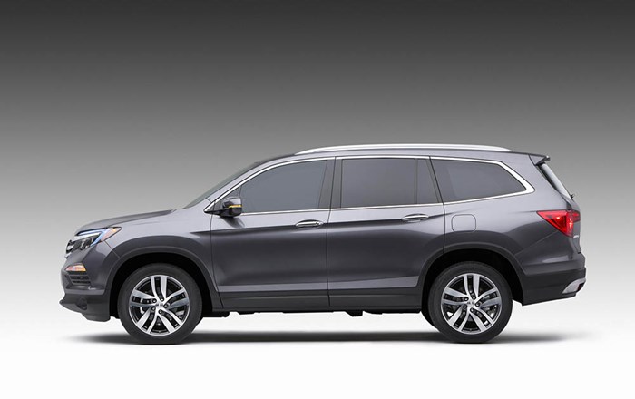 K&iacute;ch thước lớn l&agrave; điểm mạnh của Honda Pilot 2016