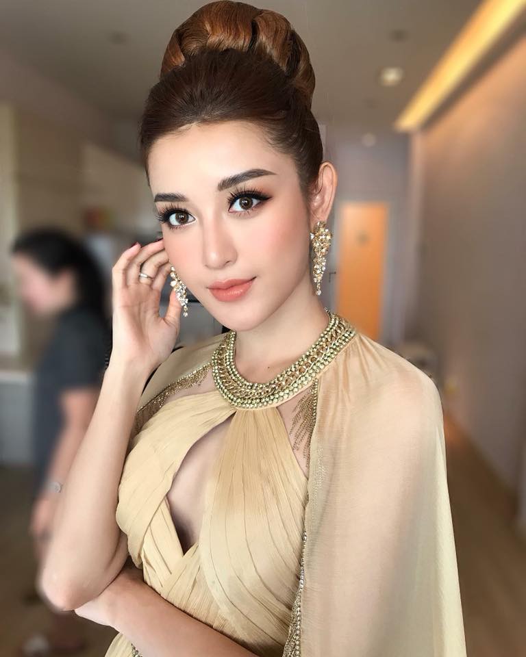 &Aacute; hậu Huyền My v&agrave; nhan sắc kh&aacute;c lạ kh&ocirc;ng ai nhận ra