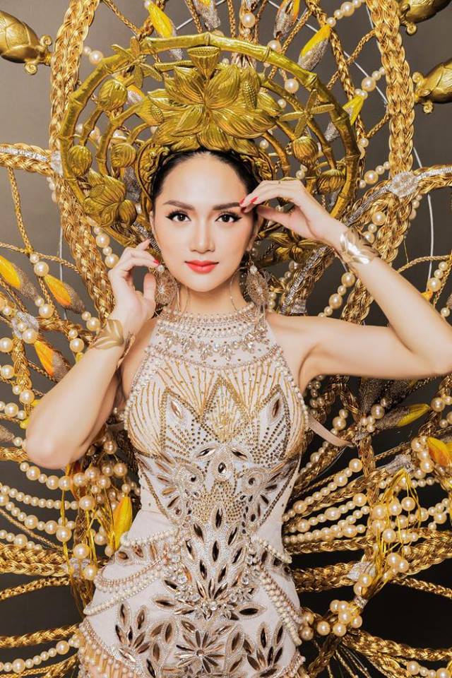 Bất ngờ trước nhan sắc đẹp &lsquo;h&uacute;t hồn&rsquo; của Hương Giang Idol ở Hoa hậu Chuyển giới