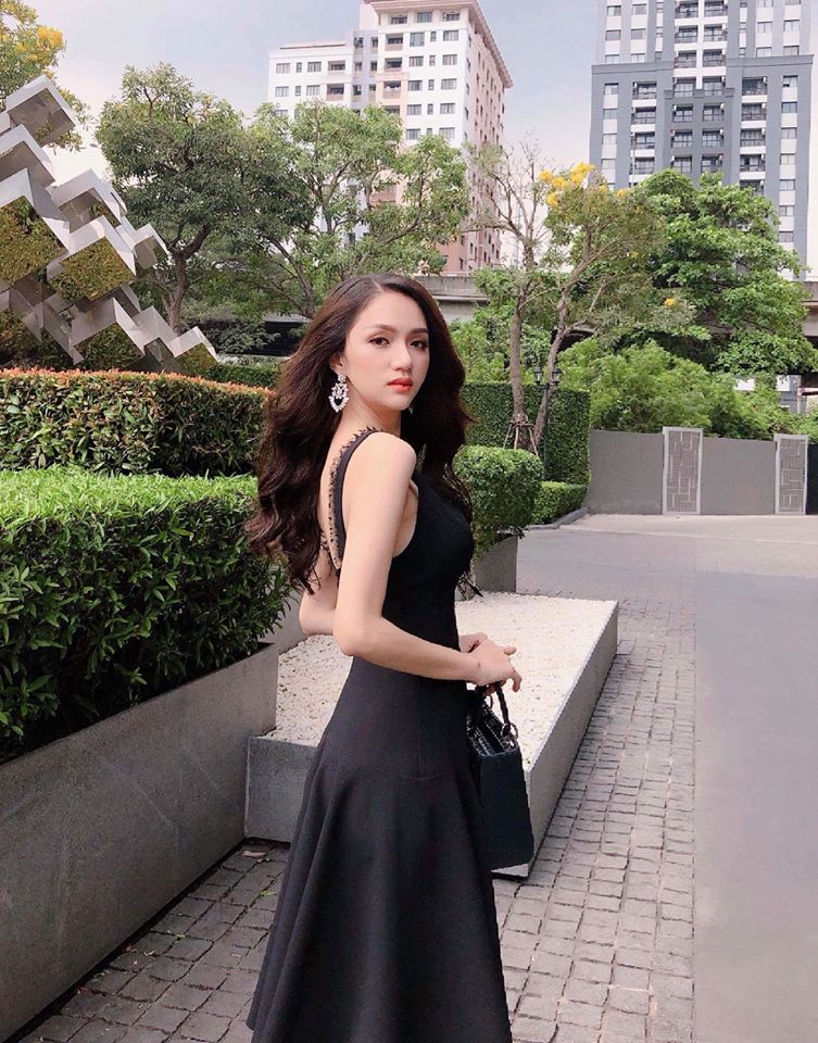 Bất ngờ trước nhan sắc đẹp &lsquo;h&uacute;t hồn&rsquo; của Hương Giang Idol ở Hoa hậu Chuyển giới