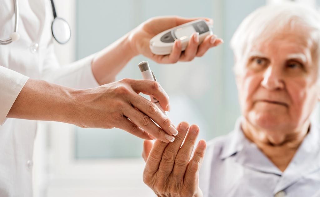 Người bị bệnh tiểu đường ăn tr&aacute;i ổi thế n&agrave;o để kh&ocirc;ng g&acirc;y nguy hại