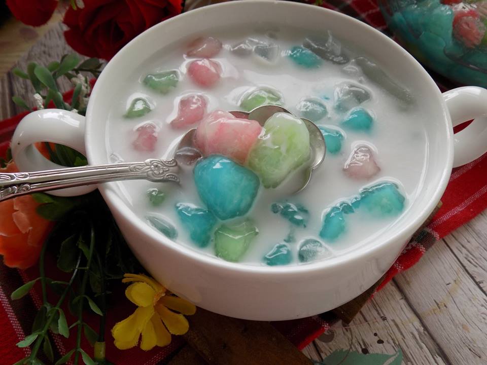 C&aacute;ch nấu ch&egrave; củ năng nước cốt dừa thanh m&aacute;t cả nh&agrave; đều m&ecirc;