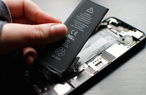 Apple bất ngờ ho&agrave;n tiền thay pin iPhone cho h&agrave;ng loạt  kh&aacute;ch h&agrave;ng