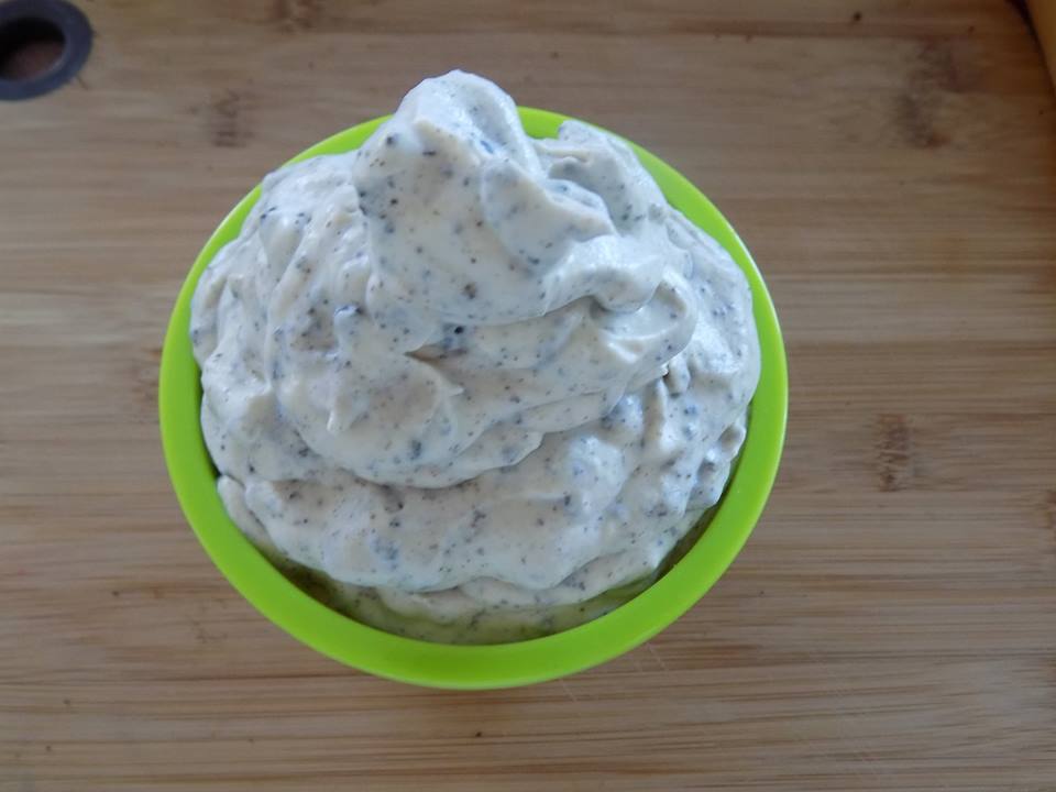 C&aacute;ch l&agrave;m m&oacute;n kem Oreo ngon như ngo&agrave;i tiệm