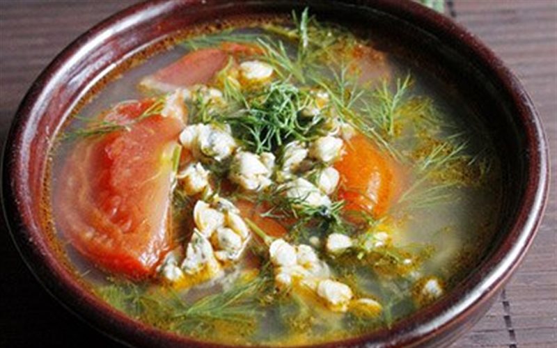 canh hến nấu c&agrave; chua