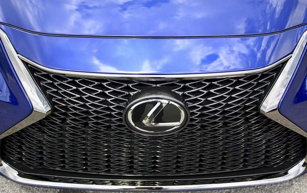 Lexus ES 2019 phi&ecirc;n bản mới tr&igrave;nh l&agrave;ng c&oacute; g&igrave; &lsquo;hot&rsquo;