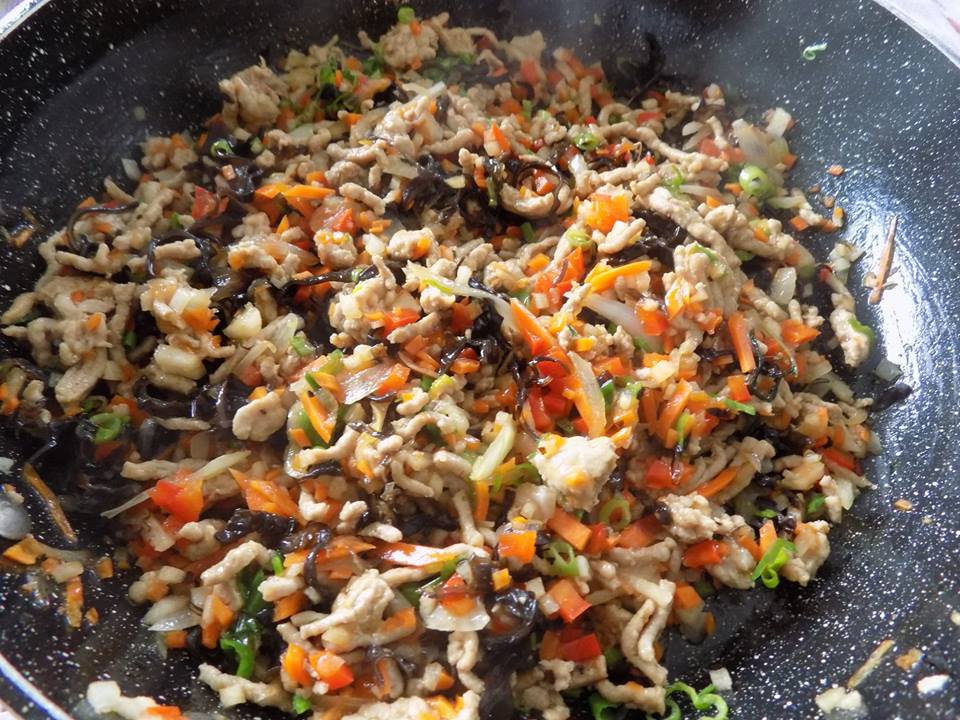 C&aacute;ch l&agrave;m b&aacute;nh tr&aacute;ng lụi chấm mắm me lạ miệng cho cả gia đ&igrave;nh