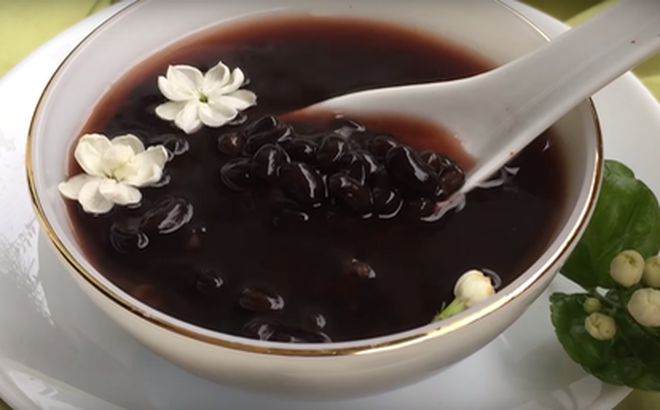 ch&egrave; đỗ đen