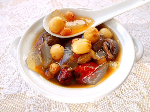 ch&egrave; s&acirc;m