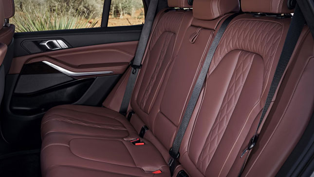 BMW X5 2019 trở th&agrave;nh đối thủ &ldquo;đ&aacute;ng gờm&rdquo; của Mercedes Benz nhờ c&ocirc;ng nghệ n&agrave;y